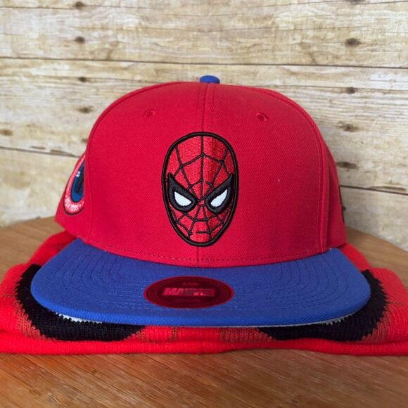 SPIDER MAN SNAPBACK AND BEANIE HAT BUNDLE EVERYDAY STREETWEAR SUPERHERO FUN - Picture 1 of 8